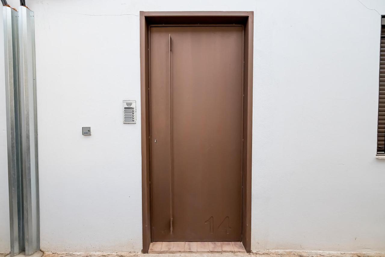 Appartamento Bhost - Regina V Cordova Esterno foto